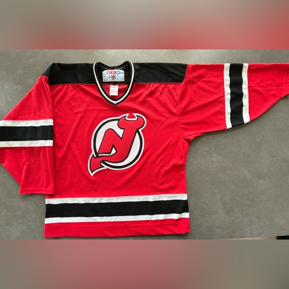 Rare Vintage New Jersey Devils Red CCM Air
Knit Jersey Men’s Size L NHL - Picture 4 of 13